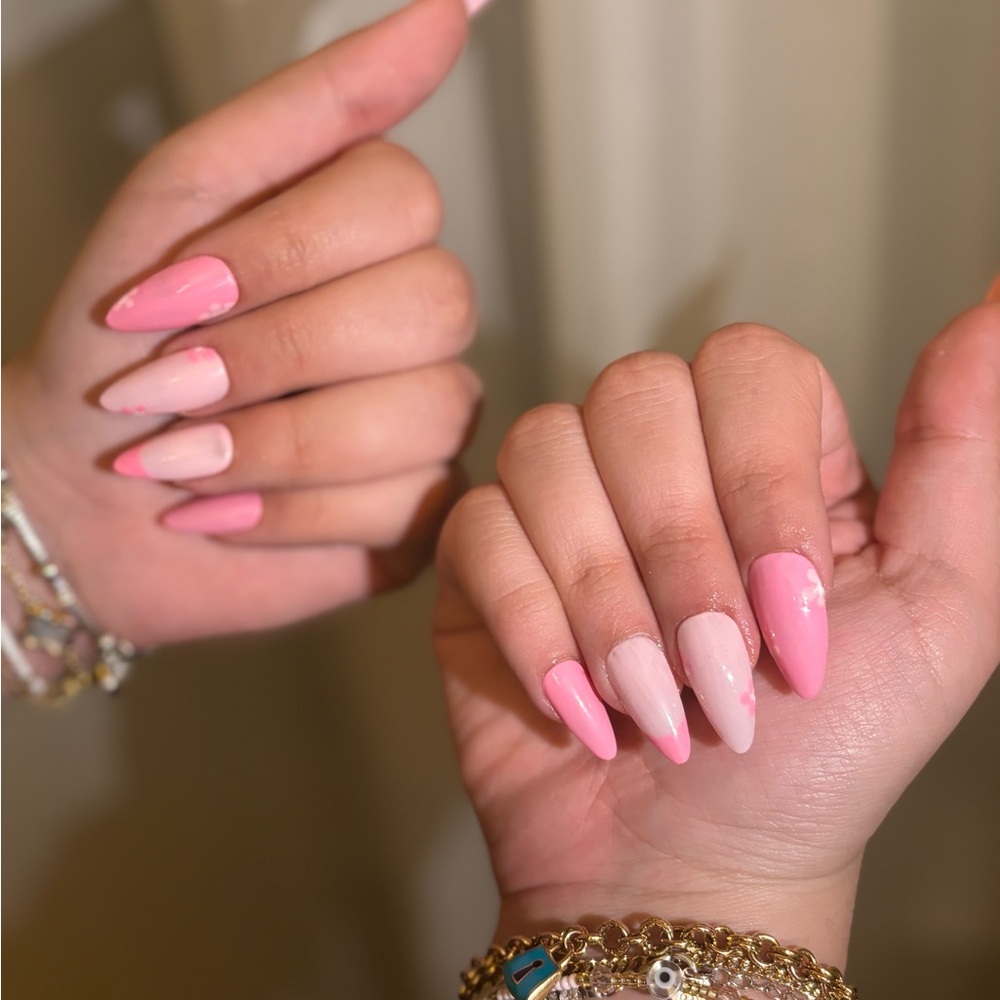 Chic Pink Ombre Press-On Nails